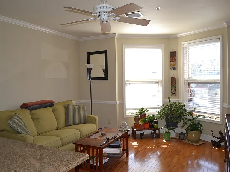 725 Jefferson St #29 — Photo 3