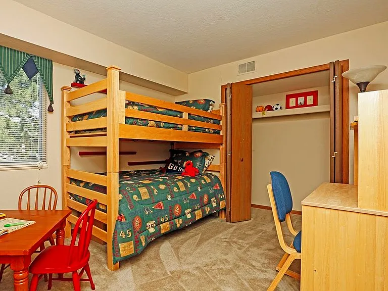 Fieldstone Apartments — Photo 22