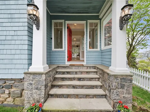 112 Southlawn Avenue, Dobbs Ferry, NY 10522