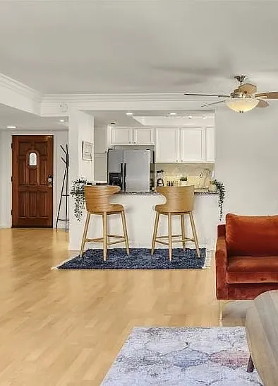 400 N Sunrise Way #239