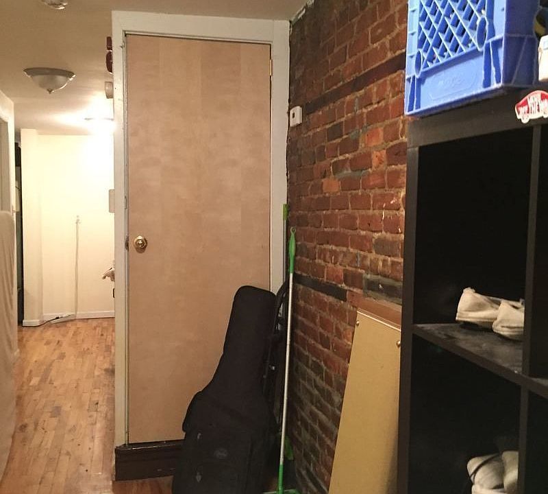 2nd image of 976 Bedford Ave APT 1