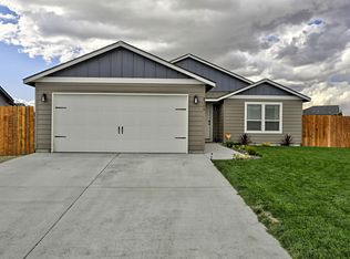 6304 Bulldog Ln, Pasco, WA