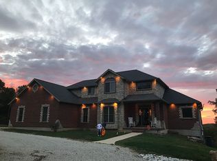 999 Saint Marys Rd, Villa Ridge, MO 63089