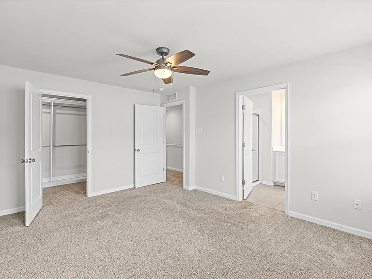 8 Venice Ln — Photo 20