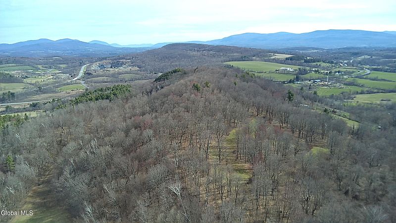4th image of 605 Breese Hollow Road
