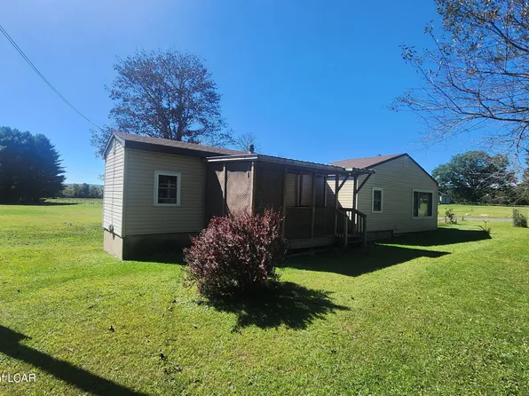1053 New Hope Dr, White Haven, PA 18661