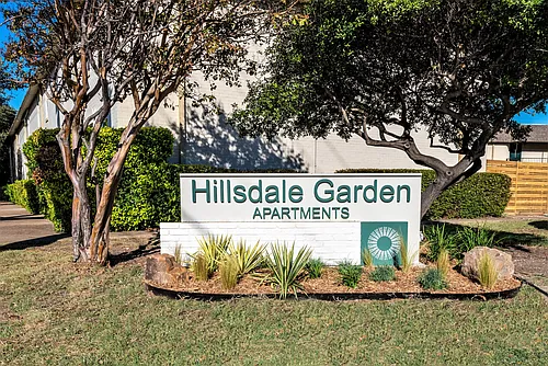 Hillsdale Garden Apartments Photo 1
