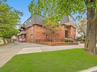 55 Broad St, Lynn, MA 01902