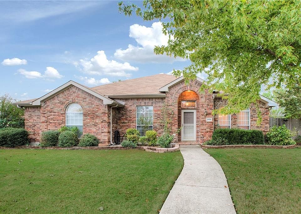 1st image of 2906 Pinecrest Ct