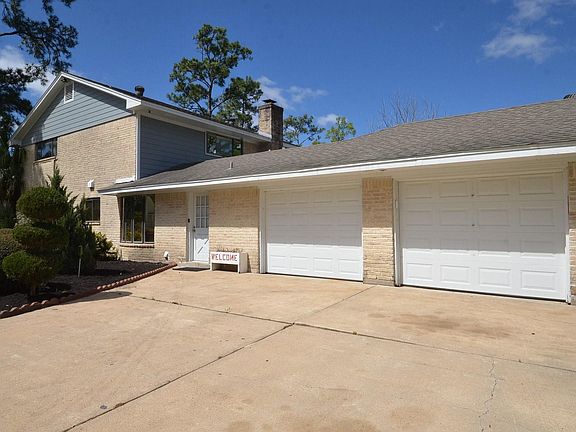 4th image of 2711 Williamsburg Dr