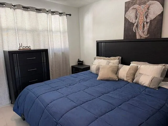 1110 N Riverside Dr #25 — Photo 16