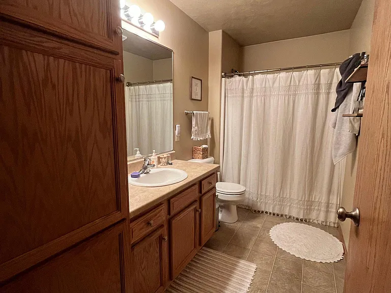 3801 W 93rd St #2 — Photo 9