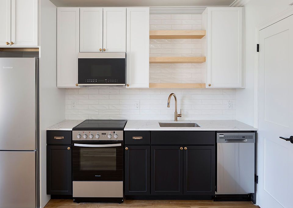 1st image of 1284 Beacon St #711