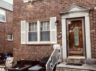 1802 Arthur St, Philadelphia, PA 19152