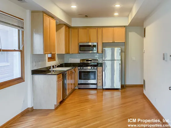 1322 W Diversey Pkwy #2, Chicago, IL 60614