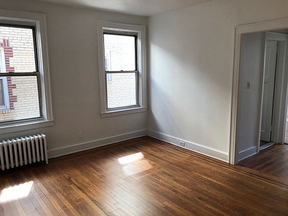 4th image of 4340 42nd St APT 2F