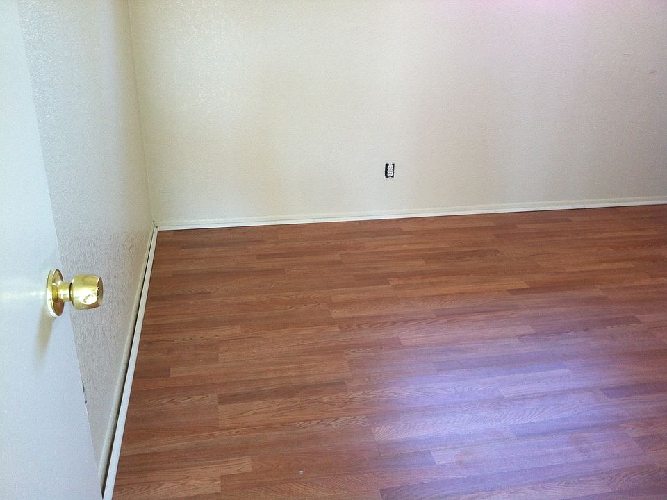 2nd image of 1055 N Lilac Ave APT C