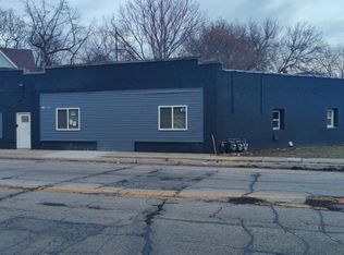 911 Ridge Ave APT 2, Rockford, IL 61103