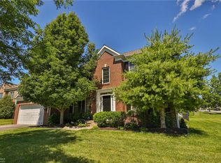 8855 Ash Ln, Breinigsville, PA 18031