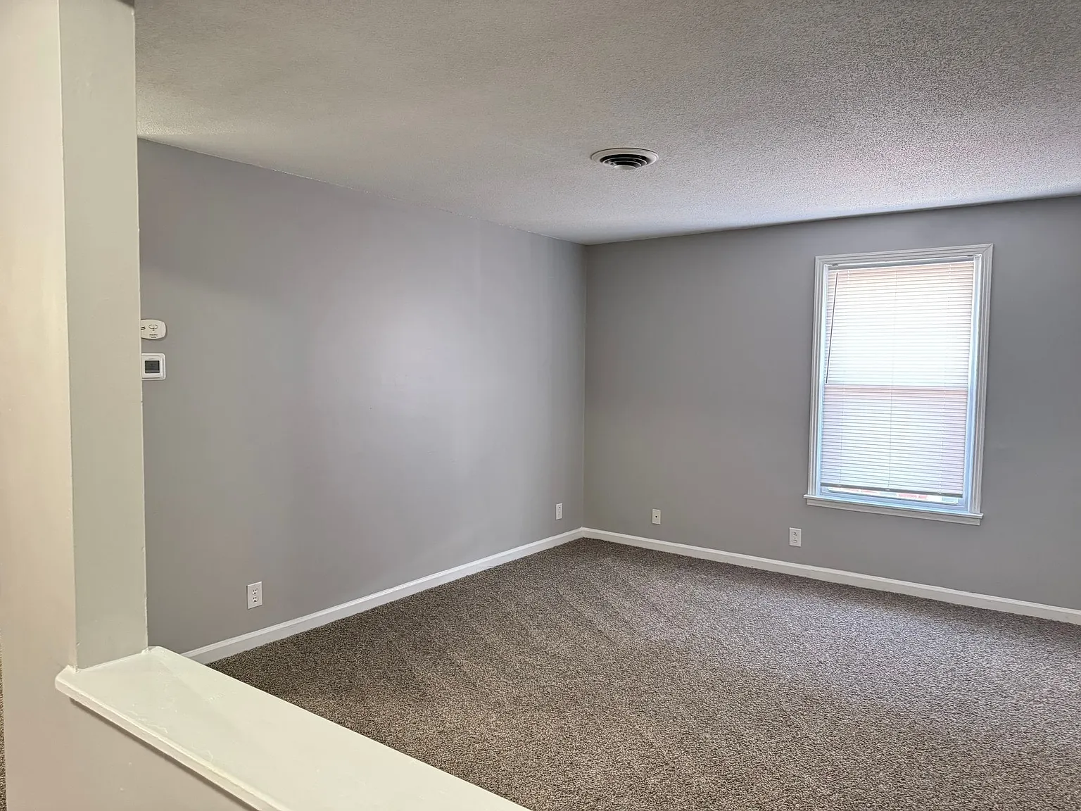 2 bed, 1.0 bath, 750 sqft, $795 — Photo 3
