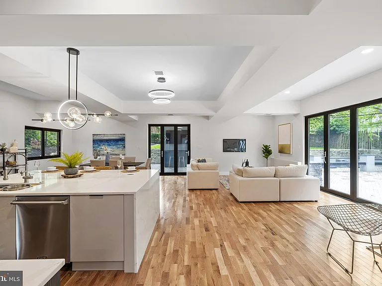 354 Winding Way — Photo 12