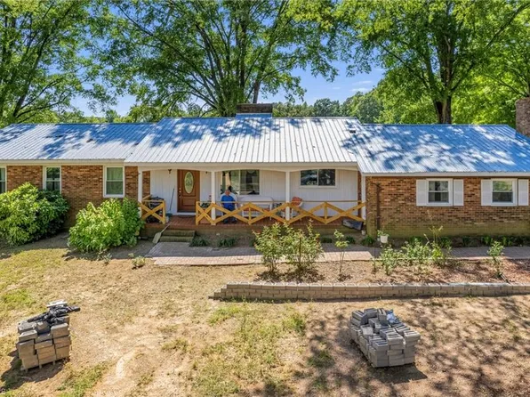 2661 State Highway 24 #27, Mount Gilead, NC 27306