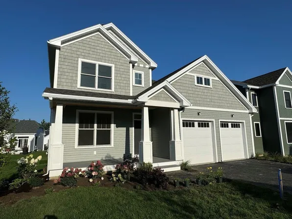 93 Leo Lane, South Burlington, VT 05403