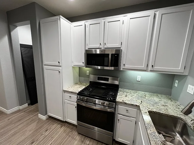 1548 Barberry Pl — Photo 7