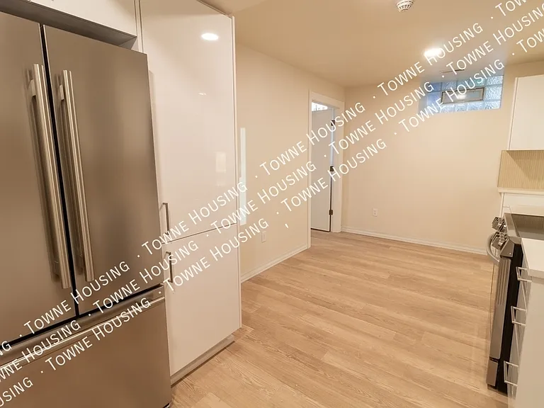 17 N Pearl St #1 — Photo 3