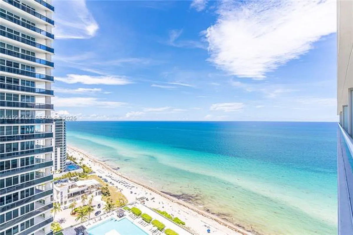 Building Photo - 1830 S Ocean Dr #2608