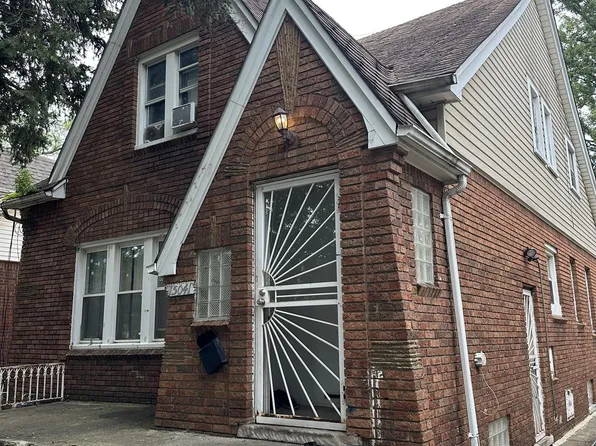 15041 Winthrop St, Detroit, MI 48227