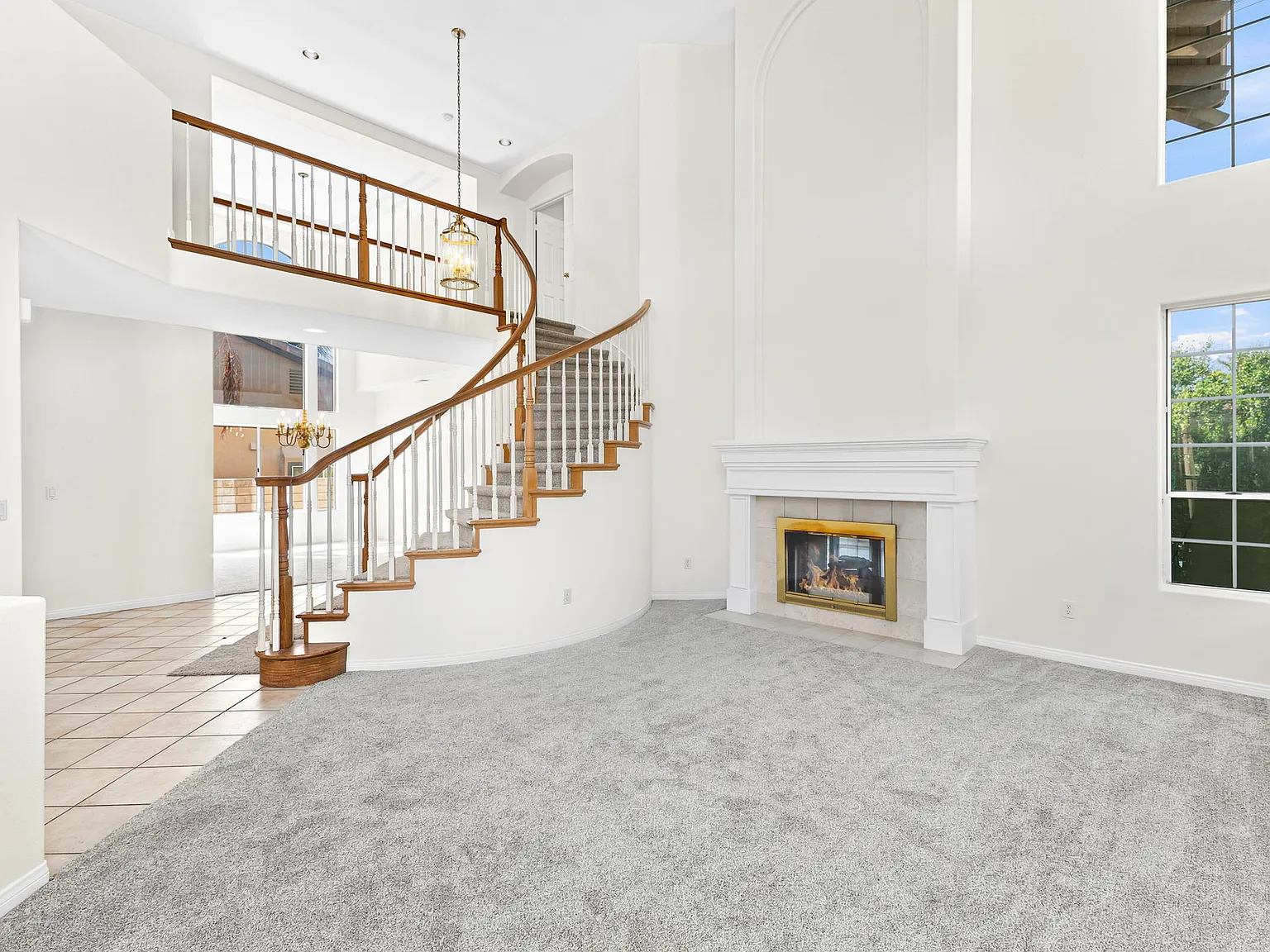 4 bed, 2877 sqft, $6,500 — Photo 4