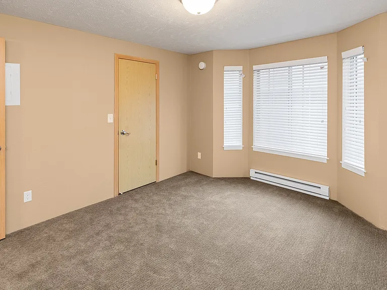 Graymayre Crossing Apartments — Photo 27