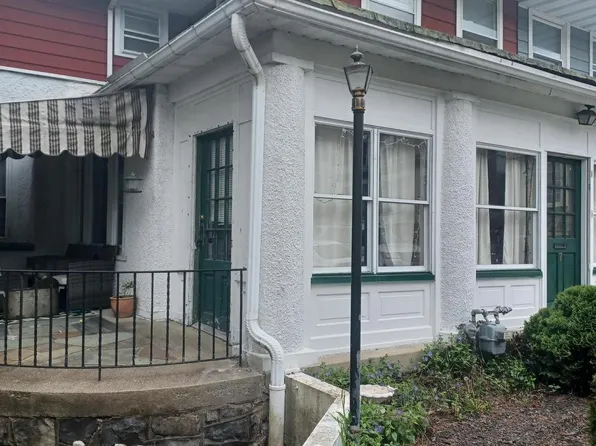 7 Penn Mawr Ct, Reading, PA 19606