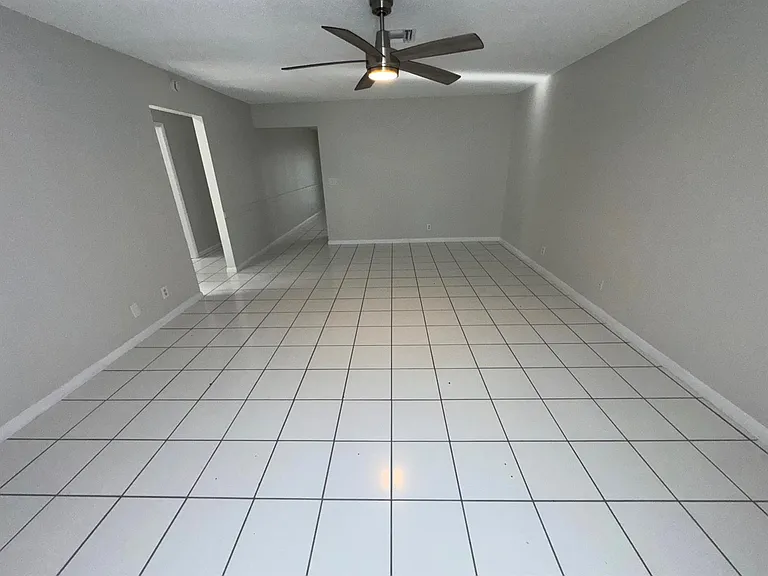 3854 Van Cott St #3854 — Photo 8