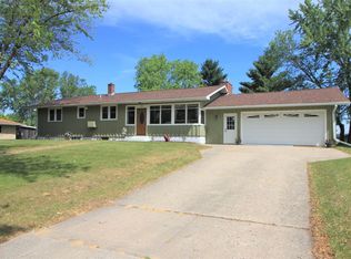 402 Garfield Ave, Sparta, WI 54656