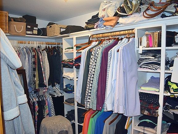 Walking closet