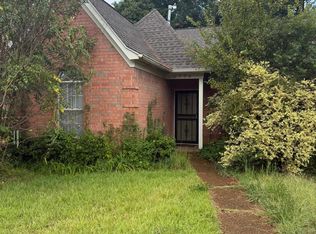 6774 Whitten Pine Dr, Memphis, TN 38134