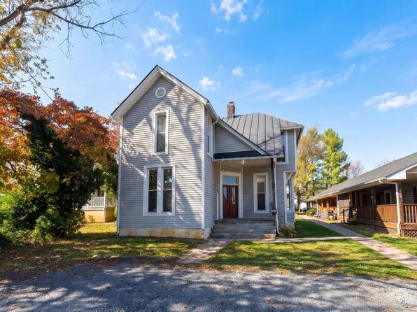 409 S Linden Ave, Waynesboro, VA 22980