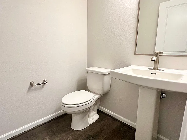 19329 NE 69th Cir #105 — Photo 24
