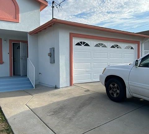 2nd image of 7754 Emerson Pl
