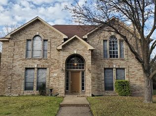 8101 McGuire St, Rowlett, TX 75088