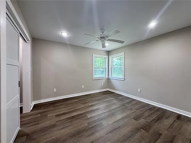 307 S Linden St — Photo 11