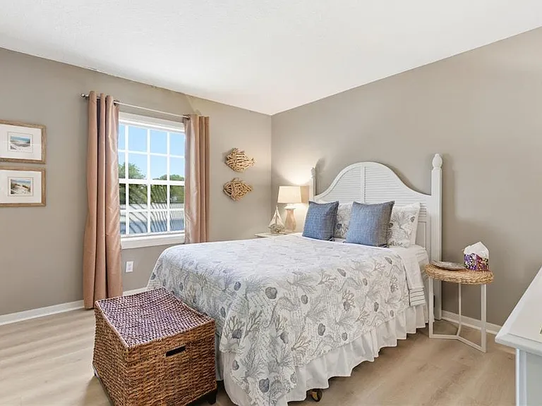 4805 Cobia Dr SE #D — Photo 24