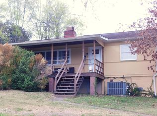 106 W Geneva Ln, Oak Ridge, TN 37830