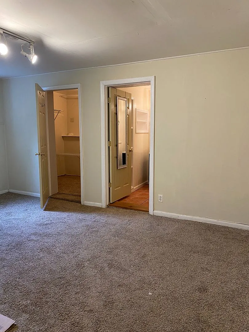 236 E Hector Street — Photo 3
