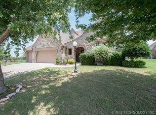9311 N 98th East Ct, Owasso, OK 74055