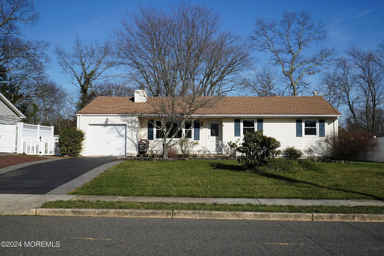627 Fawn Drive photo 1