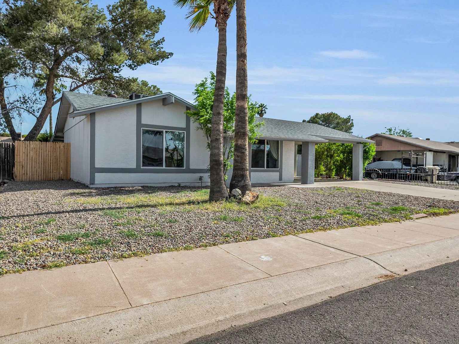 3 bed, 1092 sqft, $2,700 — Photo 3