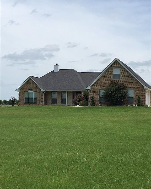 1st image of 212 State Highway 75 N